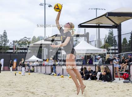 Thumbnail 2 in Mira Costa vs Redondo Union (CIFSS D1 Championship) photogallery.