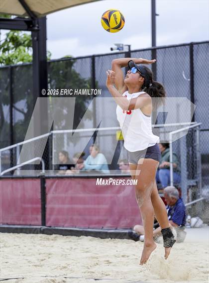 Thumbnail 3 in Mira Costa vs Redondo Union (CIFSS D1 Championship) photogallery.