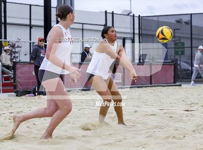 Thumbnail 2 in Mira Costa vs Redondo Union (CIFSS D1 Championship) photogallery.