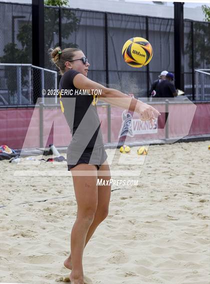 Thumbnail 3 in Mira Costa vs Redondo Union (CIFSS D1 Championship) photogallery.
