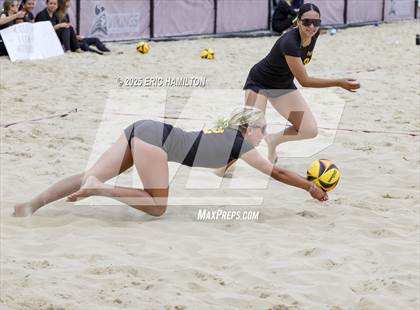 Thumbnail 2 in Mira Costa vs Redondo Union (CIFSS D1 Championship) photogallery.