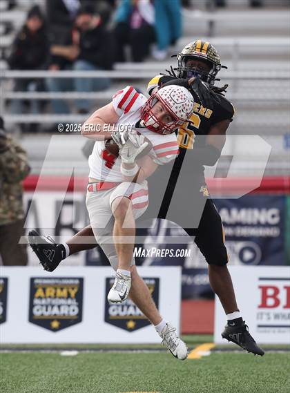 Thumbnail 3 in Avonworth vs Northwestern Lehigh (PIAA 3A Final) photogallery.