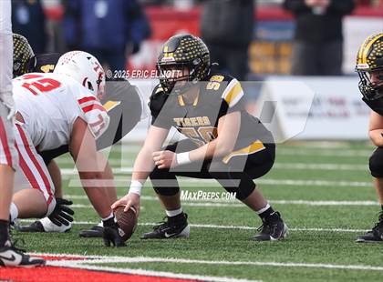 Thumbnail 1 in Avonworth vs Northwestern Lehigh (PIAA 3A Final) photogallery.
