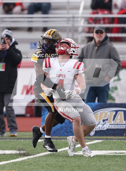 Thumbnail 3 in Avonworth vs Northwestern Lehigh (PIAA 3A Final) photogallery.