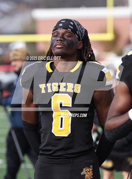 Thumbnail 3 in Avonworth vs Northwestern Lehigh (PIAA 3A Final) photogallery.