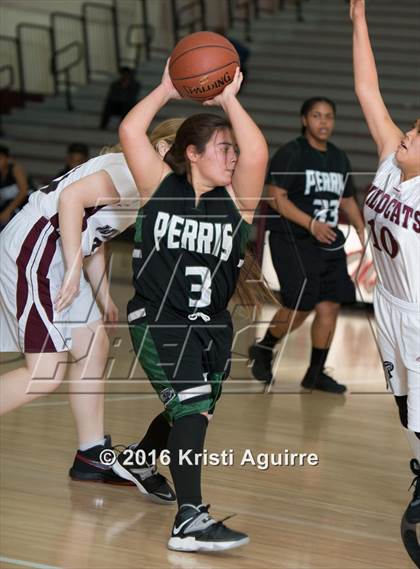Thumbnail 1 in Perris @ Paloma Valley photogallery.
