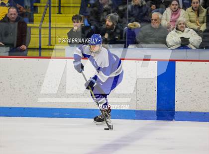 Thumbnail 2 in Notre Dame Academy vs Braintree (MIAA Division 1 Sweet 16) photogallery.