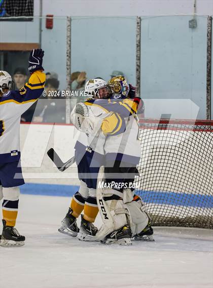 Thumbnail 2 in Notre Dame Academy vs Braintree (MIAA Division 1 Sweet 16) photogallery.
