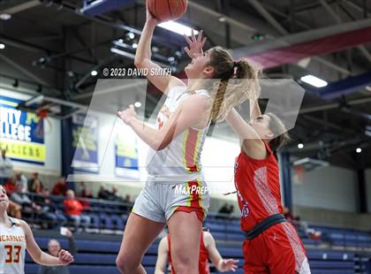 Thumbnail 1 in Incarnate Word Academy @ Bishop Miege photogallery.