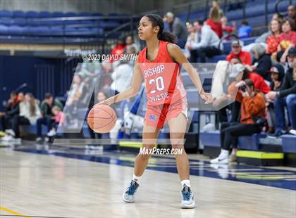 Thumbnail 2 in Incarnate Word Academy @ Bishop Miege photogallery.