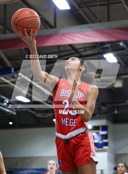 Thumbnail 1 in Incarnate Word Academy @ Bishop Miege photogallery.