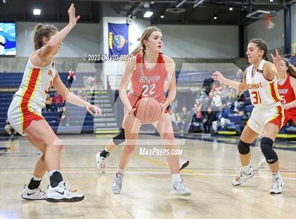 Thumbnail 2 in Incarnate Word Academy @ Bishop Miege photogallery.