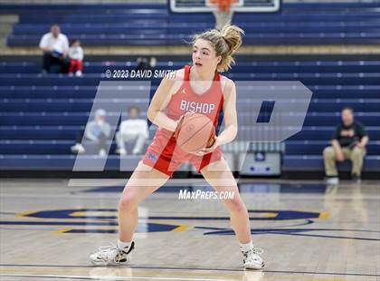 Thumbnail 2 in Incarnate Word Academy @ Bishop Miege photogallery.