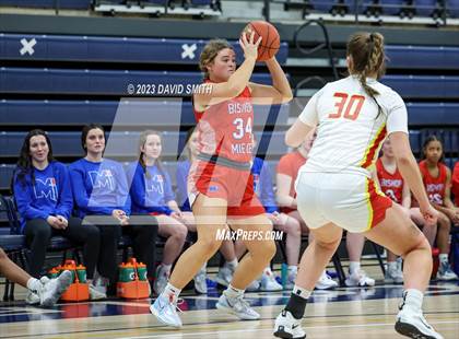 Thumbnail 2 in Incarnate Word Academy @ Bishop Miege photogallery.
