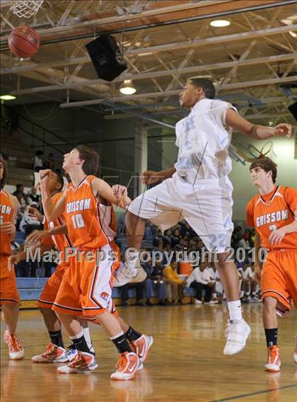 Thumbnail 2 in Grissom @ Lee photogallery.