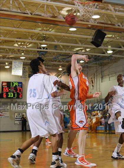 Thumbnail 1 in Grissom @ Lee photogallery.