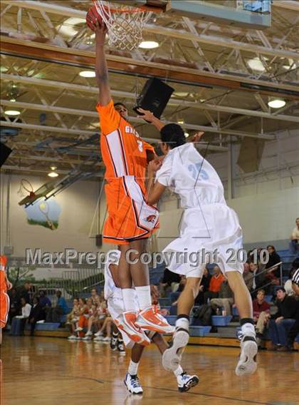 Thumbnail 3 in Grissom @ Lee photogallery.