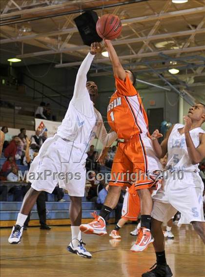 Thumbnail 1 in Grissom @ Lee photogallery.