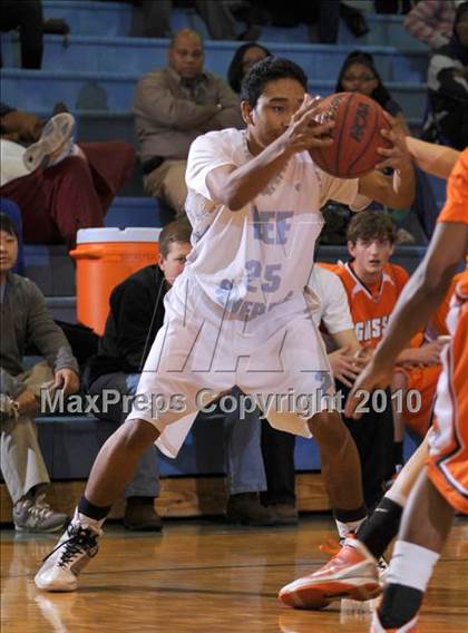 Thumbnail 1 in Grissom @ Lee photogallery.