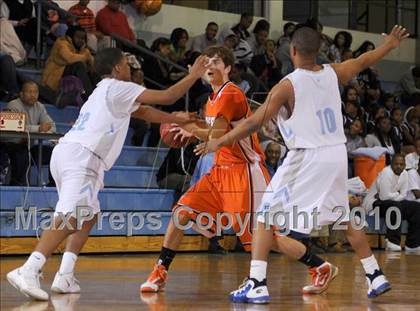 Thumbnail 3 in Grissom @ Lee photogallery.