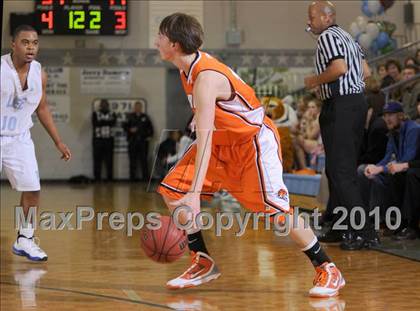 Thumbnail 3 in Grissom @ Lee photogallery.