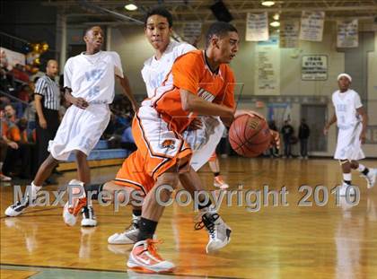 Thumbnail 3 in Grissom @ Lee photogallery.