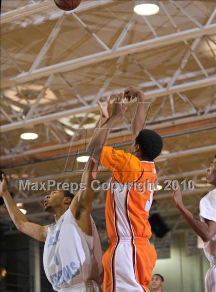 Thumbnail 1 in Grissom @ Lee photogallery.