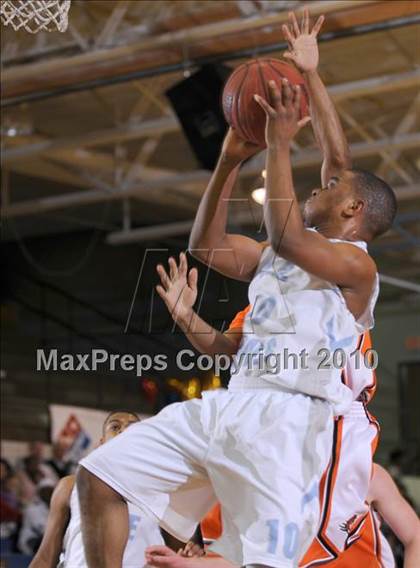 Thumbnail 3 in Grissom @ Lee photogallery.