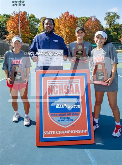 Thumbnail 3 in NCHSAA 3A Tennis Doubles Final photogallery.