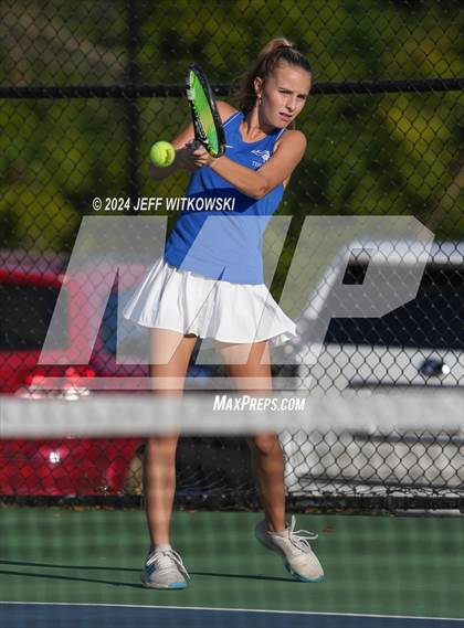 Thumbnail 3 in NCHSAA 3A Tennis Doubles Final photogallery.