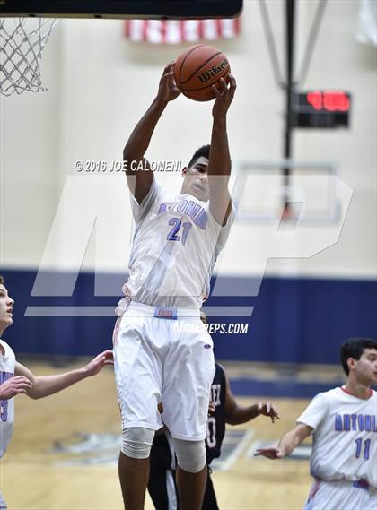 Thumbnail 3 in Antonian Prep JV vs Wagner JV (SAISD Invitational) photogallery.
