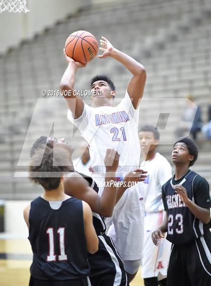 Thumbnail 3 in Antonian Prep JV vs Wagner JV (SAISD Invitational) photogallery.