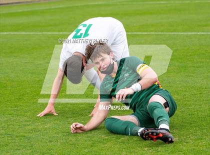 Thumbnail 2 in Myers Park vs. Cardinal Gibbons (1 of 2 - NCHSAA 4A Final - the Game) photogallery.