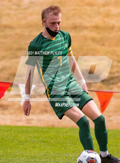 Thumbnail 2 in Myers Park vs. Cardinal Gibbons (1 of 2 - NCHSAA 4A Final - the Game) photogallery.