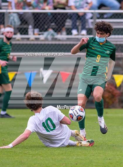 Thumbnail 3 in Myers Park vs. Cardinal Gibbons (1 of 2 - NCHSAA 4A Final - the Game) photogallery.