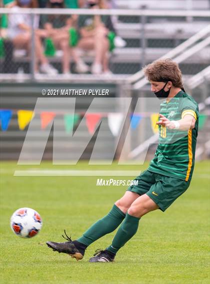 Thumbnail 2 in Myers Park vs. Cardinal Gibbons (1 of 2 - NCHSAA 4A Final - the Game) photogallery.