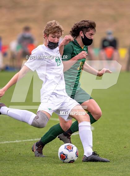 Thumbnail 2 in Myers Park vs. Cardinal Gibbons (1 of 2 - NCHSAA 4A Final - the Game) photogallery.