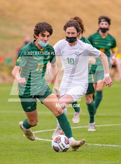 Thumbnail 2 in Myers Park vs. Cardinal Gibbons (1 of 2 - NCHSAA 4A Final - the Game) photogallery.