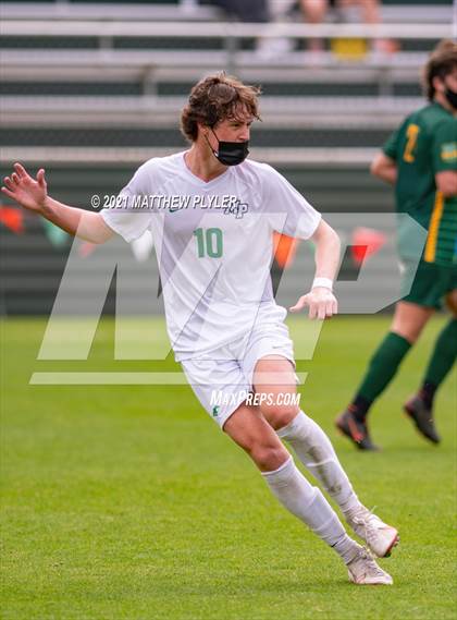 Thumbnail 2 in Myers Park vs. Cardinal Gibbons (1 of 2 - NCHSAA 4A Final - the Game) photogallery.