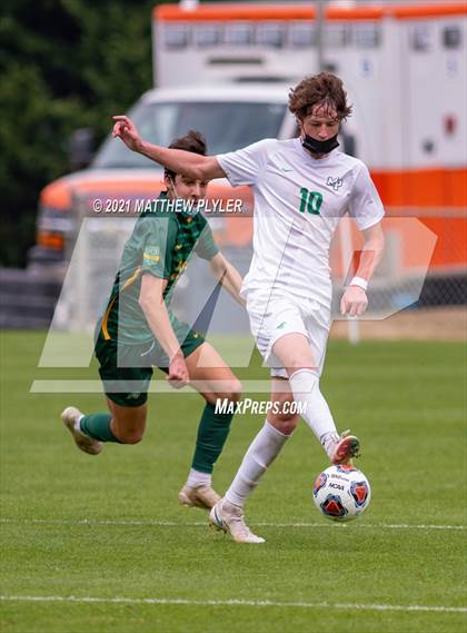 Thumbnail 3 in Myers Park vs. Cardinal Gibbons (1 of 2 - NCHSAA 4A Final - the Game) photogallery.