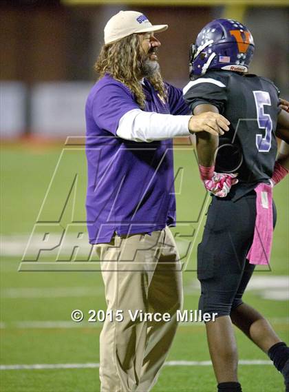 Thumbnail 3 in Auburn vs. Sumner photogallery.
