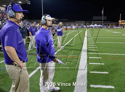 Thumbnail 2 in Auburn vs. Sumner photogallery.