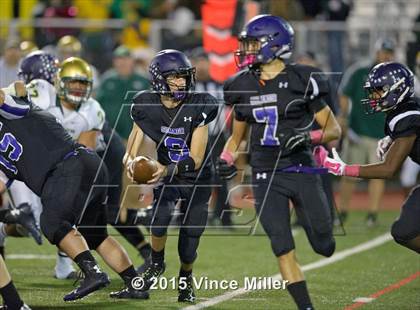 Thumbnail 2 in Auburn vs. Sumner photogallery.
