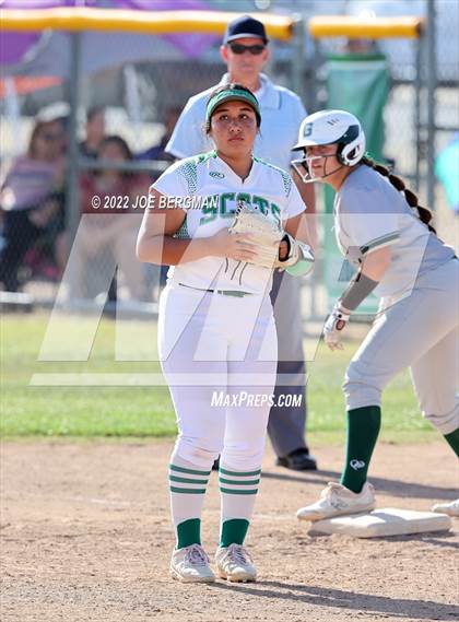 Thumbnail 2 in Garces Memorial @ Highland (CIF-CS D3 Quarterfinal)  photogallery.