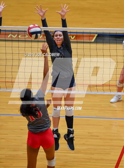 Thumbnail 2 in Boerne-Champion vs Lee [Robert E.] (NEISD Volleyball Tournament) photogallery.