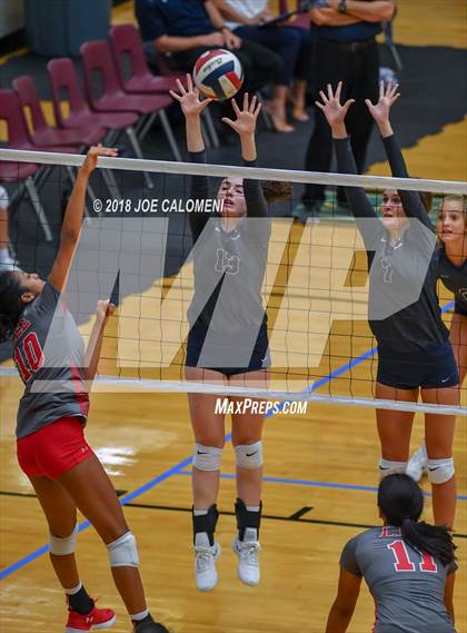 Thumbnail 3 in Boerne-Champion vs Lee [Robert E.] (NEISD Volleyball Tournament) photogallery.