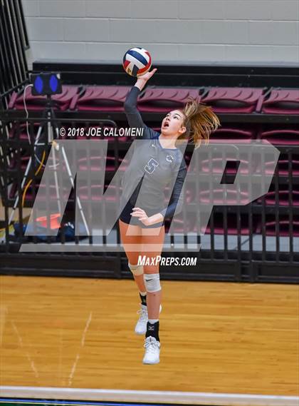 Thumbnail 3 in Boerne-Champion vs Lee [Robert E.] (NEISD Volleyball Tournament) photogallery.