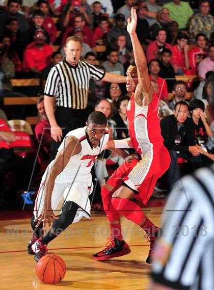 Thumbnail 1 in Westchester @ Mater Dei (Nike Extravaganza) photogallery.