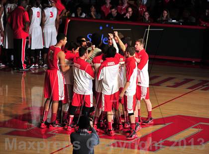 Thumbnail 1 in Westchester @ Mater Dei (Nike Extravaganza) photogallery.