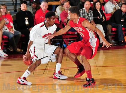 Thumbnail 2 in Westchester @ Mater Dei (Nike Extravaganza) photogallery.